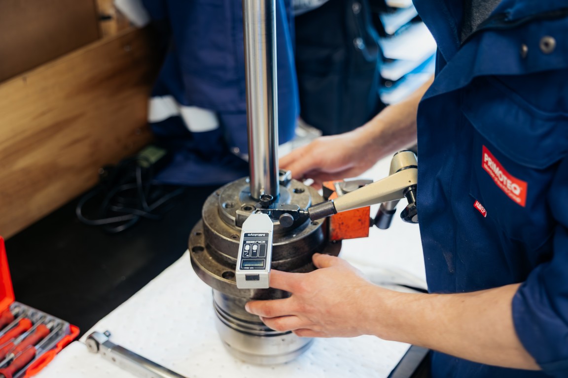 Waarom Kiezen voor PRIMOTEQ Machine Reparaties?